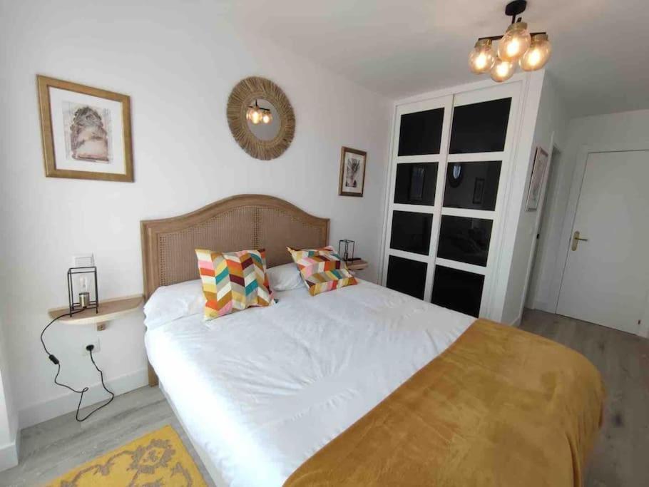 Exclusivo Apartamento Con Aparcamiento Gratuito Laredo Extérieur photo